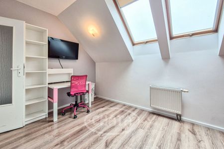 Mieszkanie z antresolą - Oporów - Zdjęcie 3