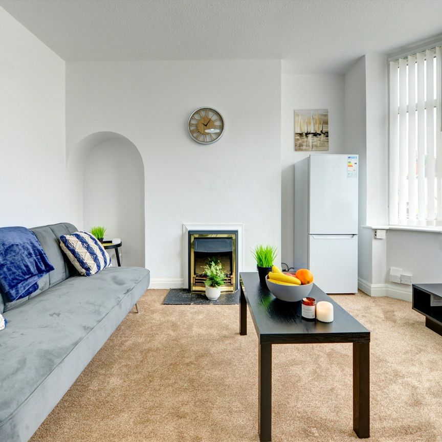 3 Bed Terraced House, Leyland Road, CV5 - Photo 1