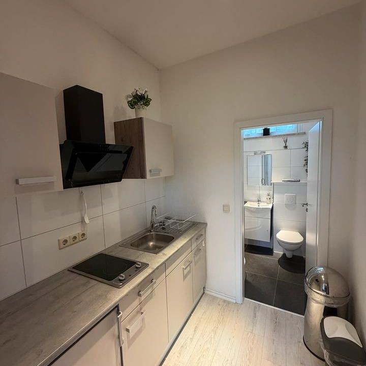 Möblierte 1 Raum Wohnung inkl.Küche DSL Strom - Foto 1