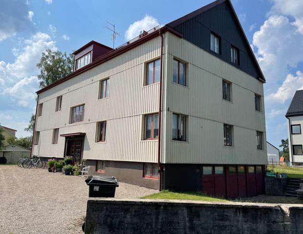 Söderhöjdsgatan 4 - Foto 1