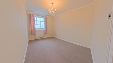 3 bedroom apartment to rent - Photo 5