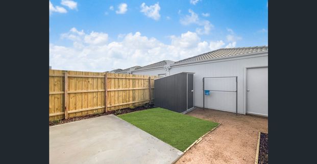 🏡 3-Bedroom unit in Wallan - Photo 1