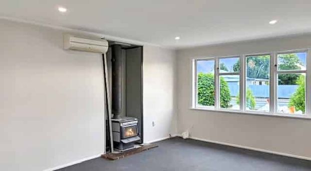 For Rent: Freshly Refreshed 3-Bedroom Home in Prime Location - Photo 1