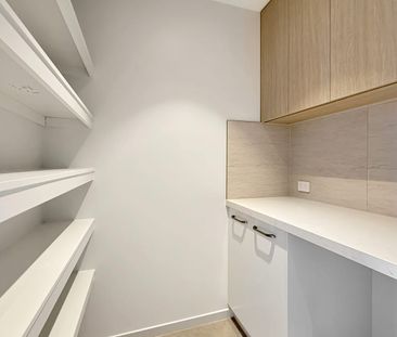 Modern Coastal Luxury - Photo 5
