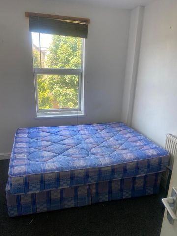 1 bedroom house to rent - Photo 2