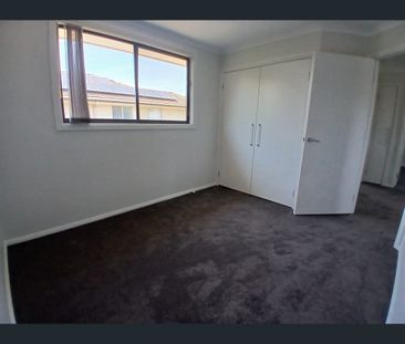 30 Gilroy Street, Ropes Crossing, NSW 2760 - Photo 3