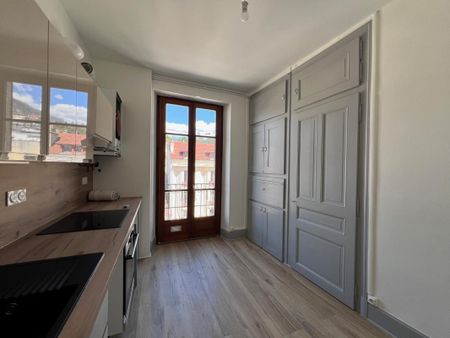 Location Appartement 2 pièces 56m² AIX LES BAINS 73100 - Photo 3