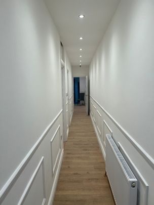 Room in a Shared Flat, Stoke Newington High Street, N16 - Photo 1