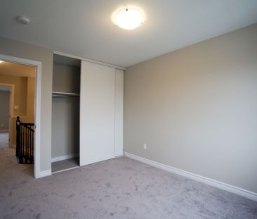 For Lease - 2472 Waterlilly Way, Barrhaven, Ontario - Photo 5