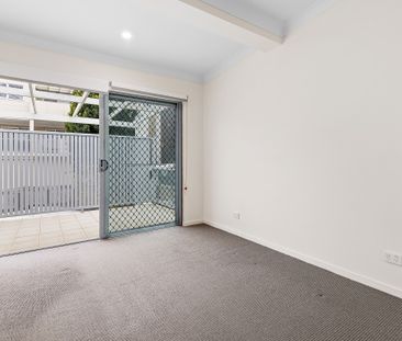 35/108 Nicholson Street, Greenslopes QLD 4120 - Apartment For Rent ... - Photo 2