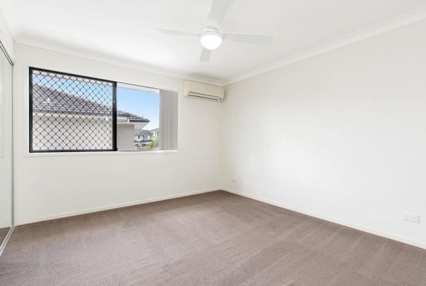 3 Bedroom Townhouse in Prime Location - Photo 1