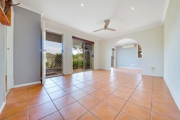 CHARMING FOUR BEDROOM HOME WITH ENTERTAINING AREA - Photo 1