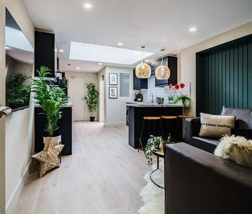 5 bedroom terraced house to rent - Photo 1