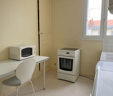 Location Appartement 2 pièces 54m² - Photo 4