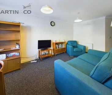2 bedroom ground floor flat to rent - Photo 1