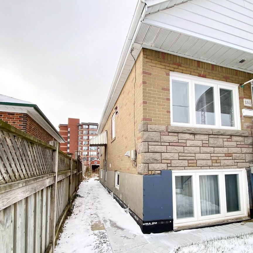 For Lease - 808 Midland Avenue Unit# Lwr, Toronto, Ontario - Photo 1