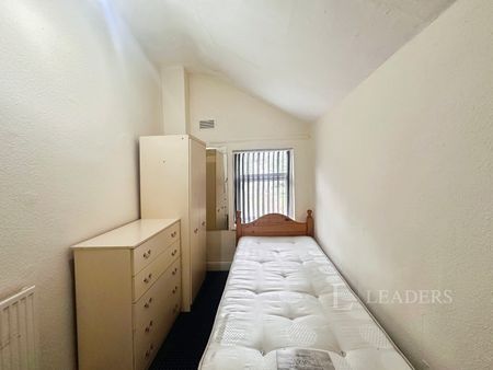 1 bedroom terraced to rent Room 4 Hubert Road, B29 - Photo 2