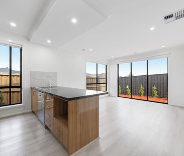 Modern Family Home in Popular Winter Valley - Photo 6