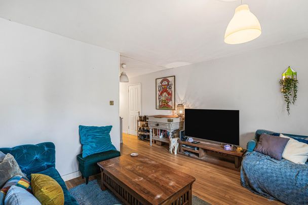 Boleyn Road - Photo 1