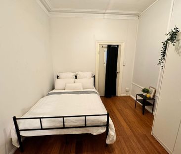 Furnished Home Near Transport – Lewisham - Photo 5