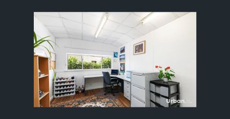 For Rent – Spacious 3-Bedroom Home with Modern Comforts. - Photo 4