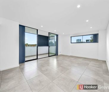 TWO BEDROOM APARTMENT IN SOUGHT AFTER LOCATION - Photo 5