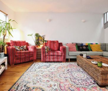 2 bedroom end of terrace house to rent - Photo 3