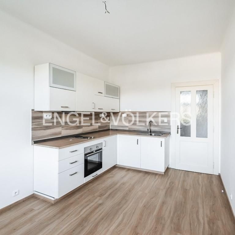 Pronájem bytu 2+kk 51 m2 - Fotografie 1