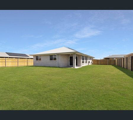 53 North Lakes Circuit, Burrum Heads, Qld 4659 - Photo 2