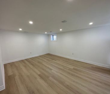 For Lease - 38 Cartier Crescent Unit# Bachelor, Richmond Hill, Ontario - Photo 4