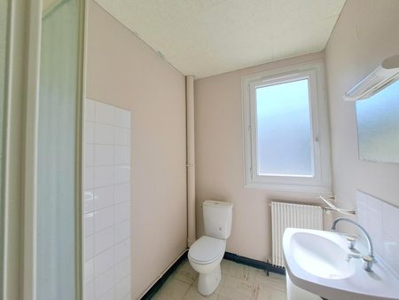 Location Appartement 1 pièce 30m² JOUE LES TOURS 37300 - Photo 3