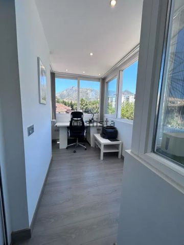 Alquiler de piso en Calle Valentuñana, 20 - Photo 5