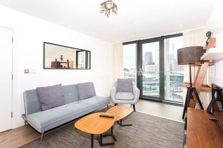 Stratosphere Tower, 55 Great Eastern Road, E15 1DL - Photo 3