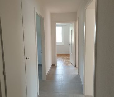 Joli appartement de 3 pièces avec balcon et ascenseur - Photo 2