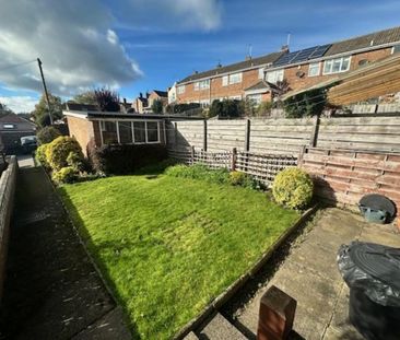 3 bedroom terraced house to rent - Photo 6