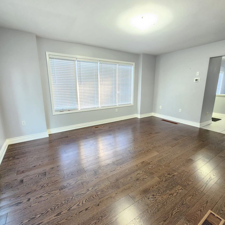 For Lease - 32 Keats Terrace, Brampton, Ontario - Photo 1