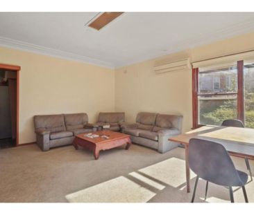 12 Georgina Avenue, Keiraville, NSW 2500 - Photo 1