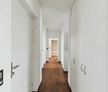 Luxurious attic apartment with 4 terraces, Cheminée & amp; Weitsicht - Photo 1