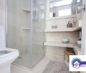 1 bedroom in a flat share to rent - Photo 2