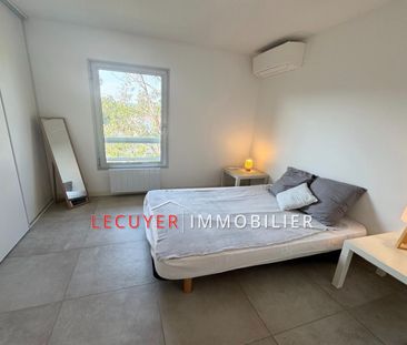 Location Appartement 3 pièces 55m² JUAN LES PINS 06160 - Photo 3