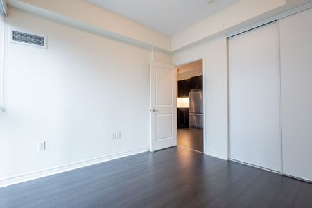 For Lease - 39 Annie Craig Drive Unit# 1408, Toronto, Ontario - Photo 3