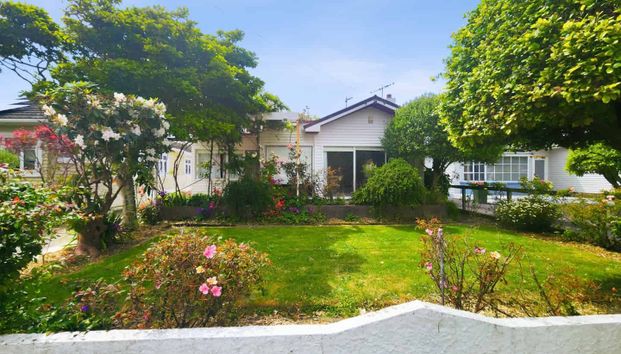 Boulcott Living - Photo 1