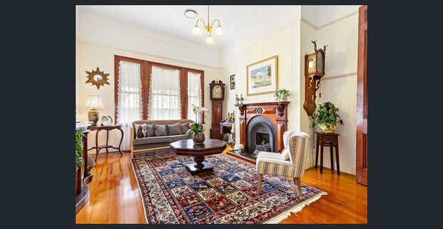 Elegant Heritage Queenslander with Pool, Deck & Modern Luxury - Photo 1