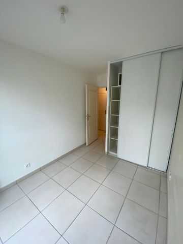 Location Appartement 3 pièces 62m² NICE 06200 - Photo 2