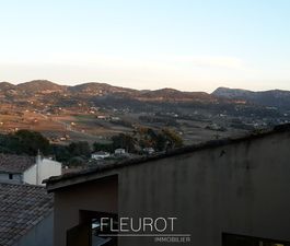 Location Appartement 2 pièces 29m² LA CADIERE D AZUR 83740 - Photo 2