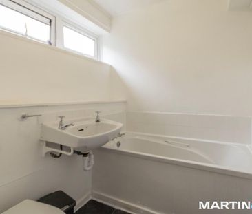 1 bedroom ground floor maisonette to rent - Photo 5