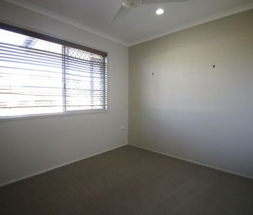 High Set Home in Andergrove&excl; - Photo 4