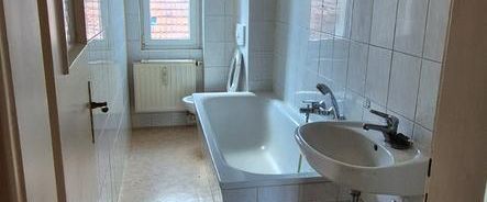 3-Zimmer-Wohnung zur Selbstrenovierung 1.OG links - Karl-Marx-Siedlung 29, Annahütte - Photo 1