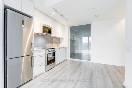 For Lease - 1787 St. Clair Avenue Unit# 419, Toronto, Ontario - Photo 3