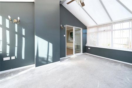 3 bedroom bungalow to rent - Photo 3